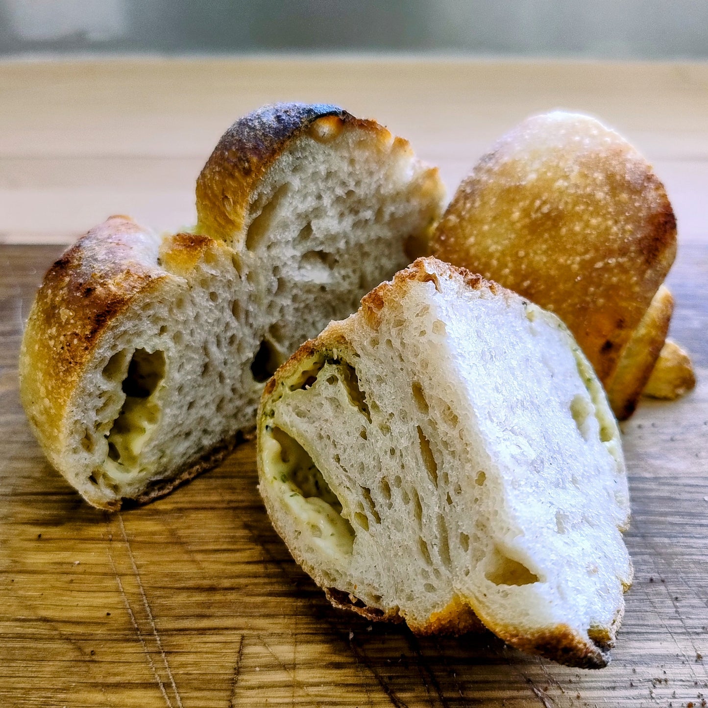 'Cheese' & Garlic Roll