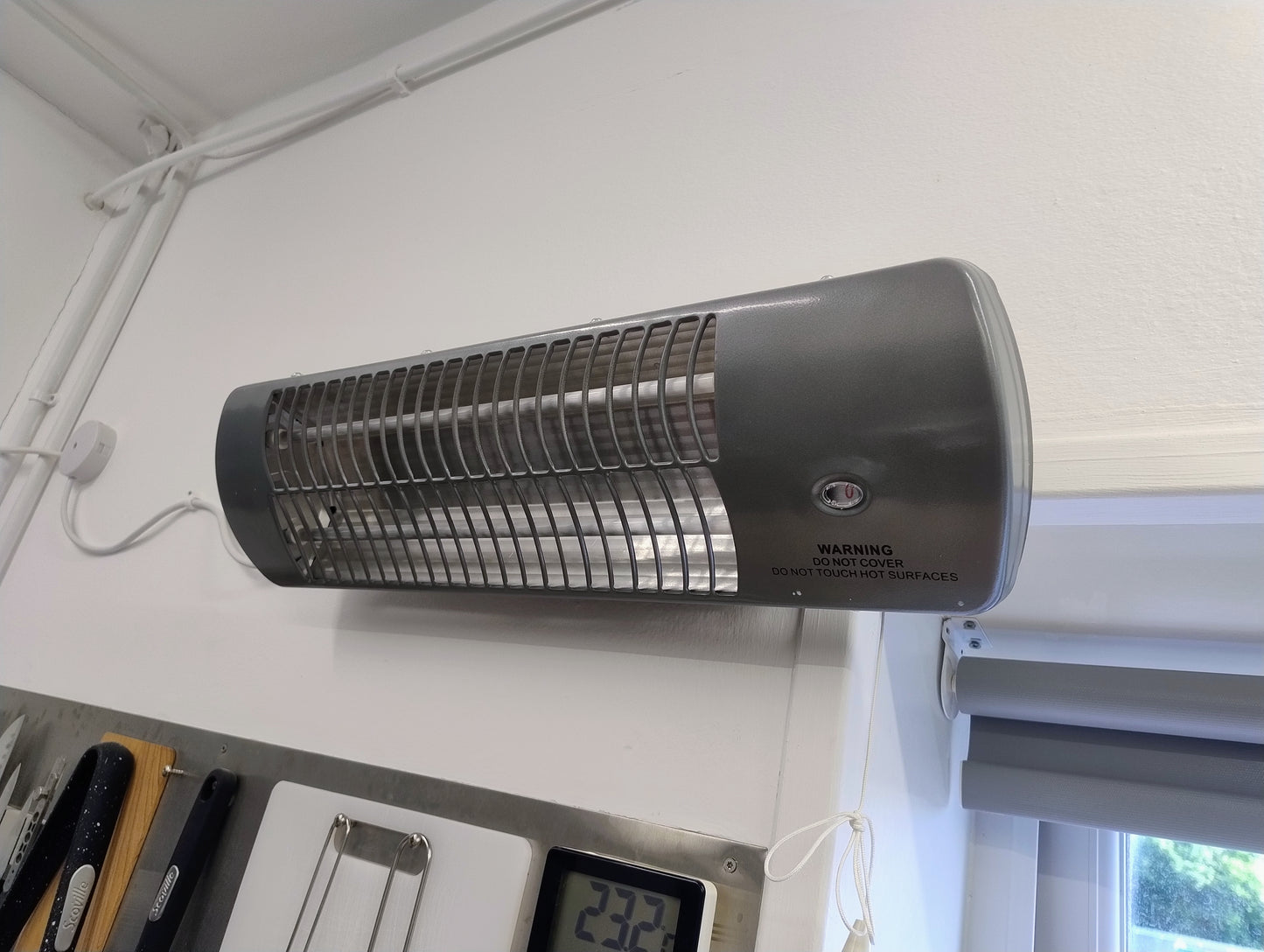 Quartz Wall-Mounted Heater 1200W